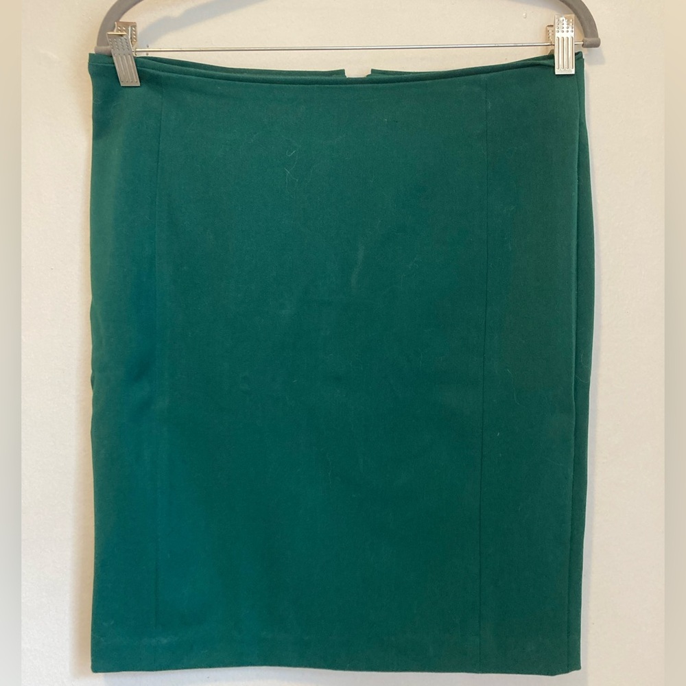 H&M Kellygreen pencil skirt